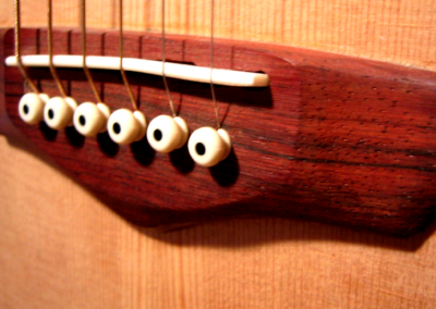 Guitar bridge